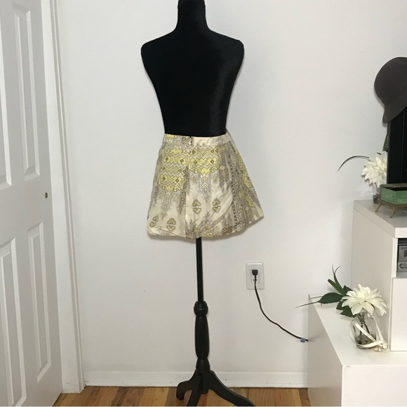 NWT ELLIATT YELLOW CREAM SHORT SILK BALLOON SKIRT GRAPHIC PRINT 2 SMALL - Picture 2 of 5